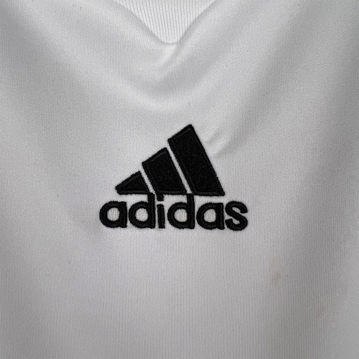 AC Milan 2009/10 Away Jersey – Retro Version - Image 2