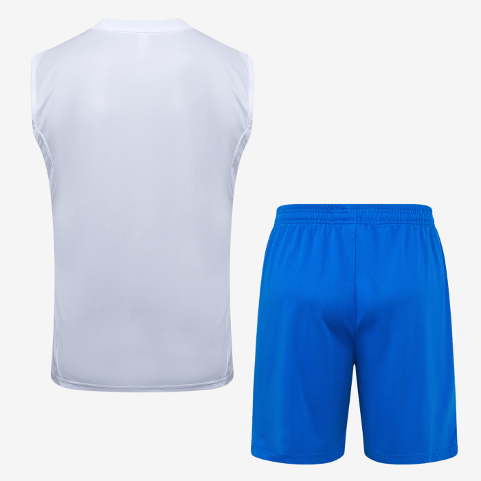 Real Madrid 2025/26 Kit Training - Image 4