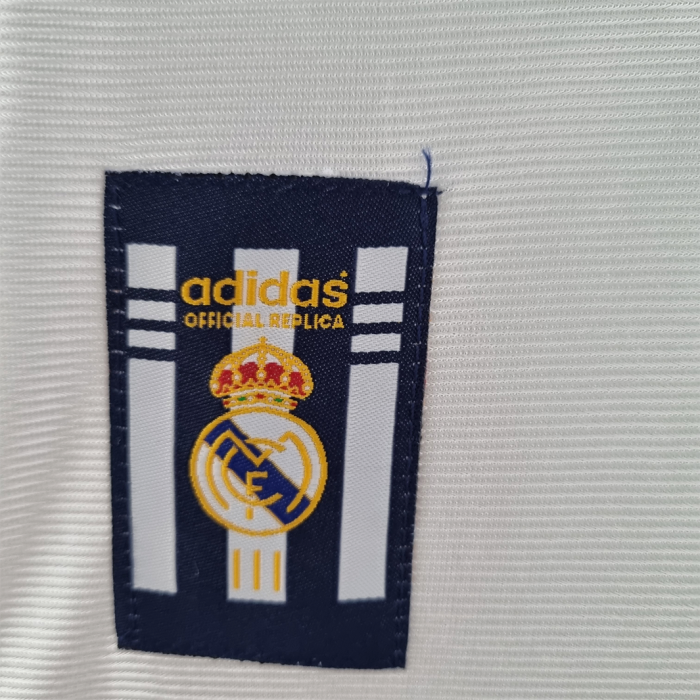 Real Madrid 2000/01 Home Jersey – Retro Version - Image 2