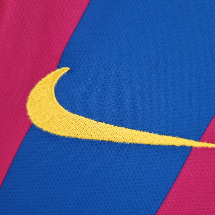 Barcelona 2005/06 Home Jersey Long Sleeve – Retro Version - Image 2