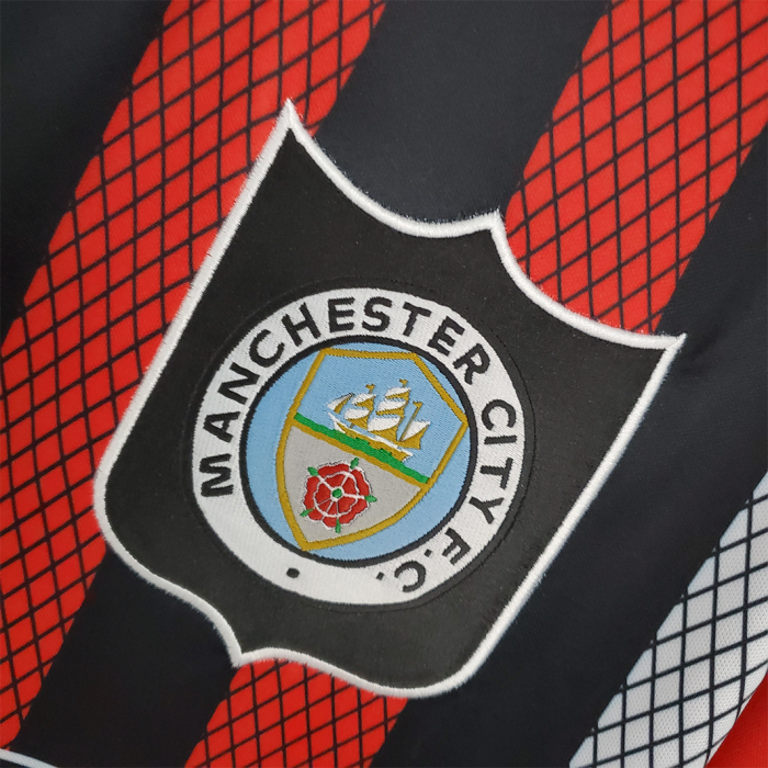 Manchester City 1994/96 Away Jersey – Retro Version - Image 2