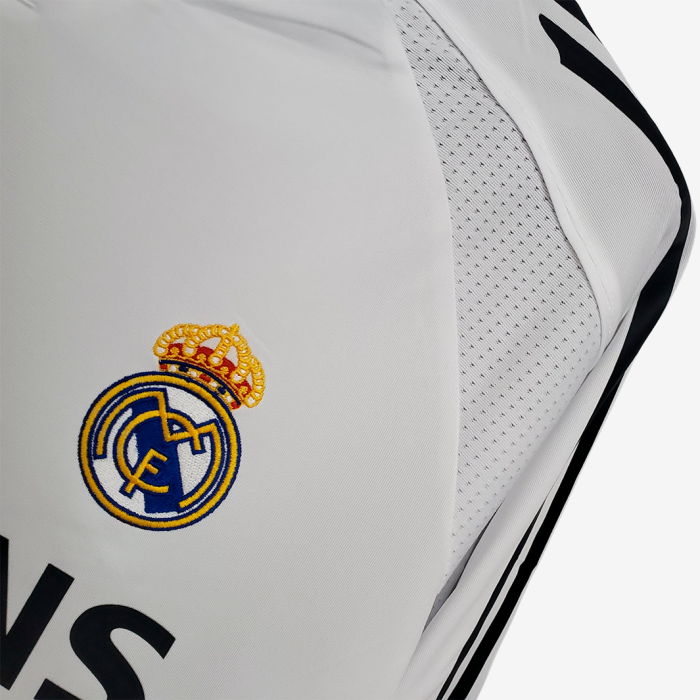 Real Madrid 2005/06 Home Jersey Long Sleeve – Retro Version - Image 2