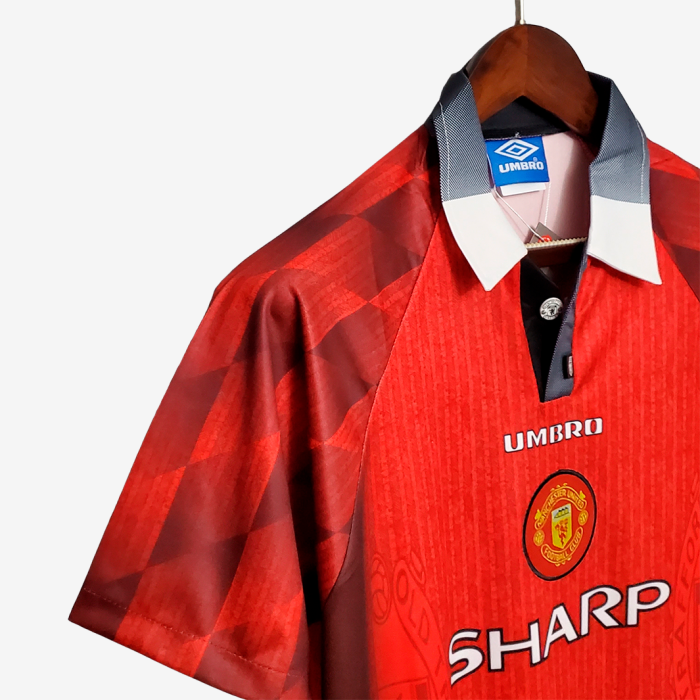 Manchester United 1996/98 Home Jersey - Retro Version - Image 3