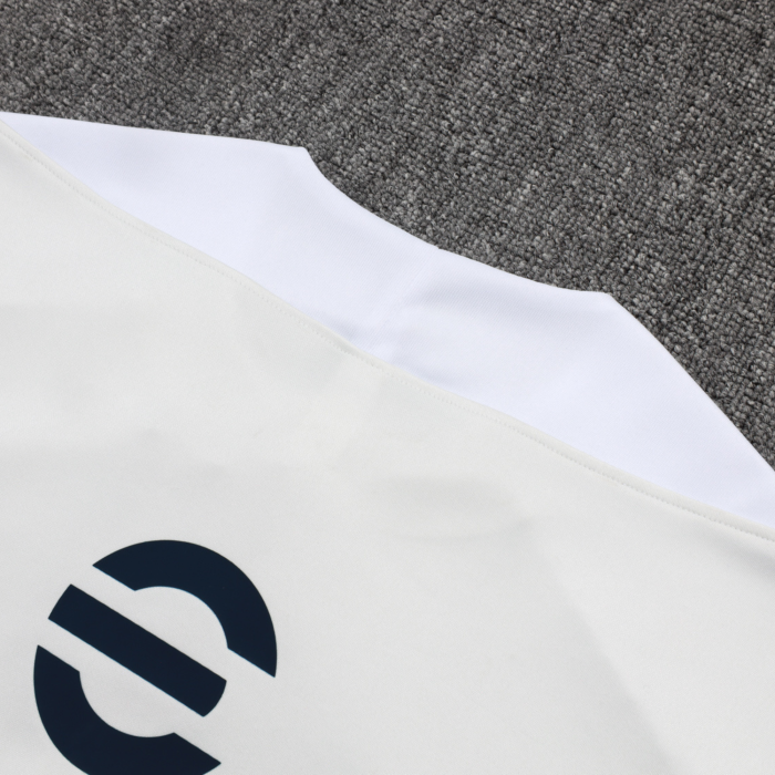 Inter Milan 2025/26 Tracksuit - Image 8