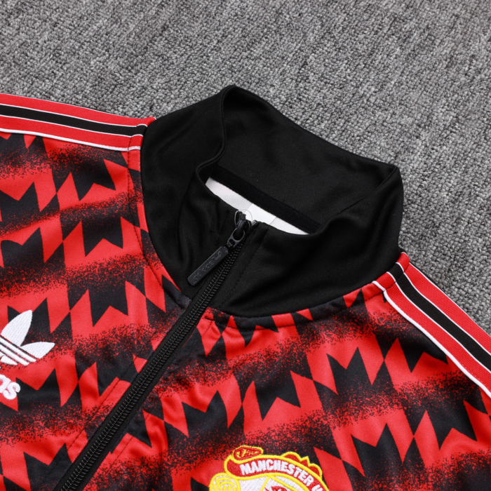 Manchester United 2025/26 Tracksuit - Image 10