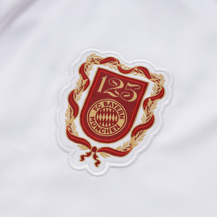 Bayern Munich 2025/26 Tracksuit - Image 10