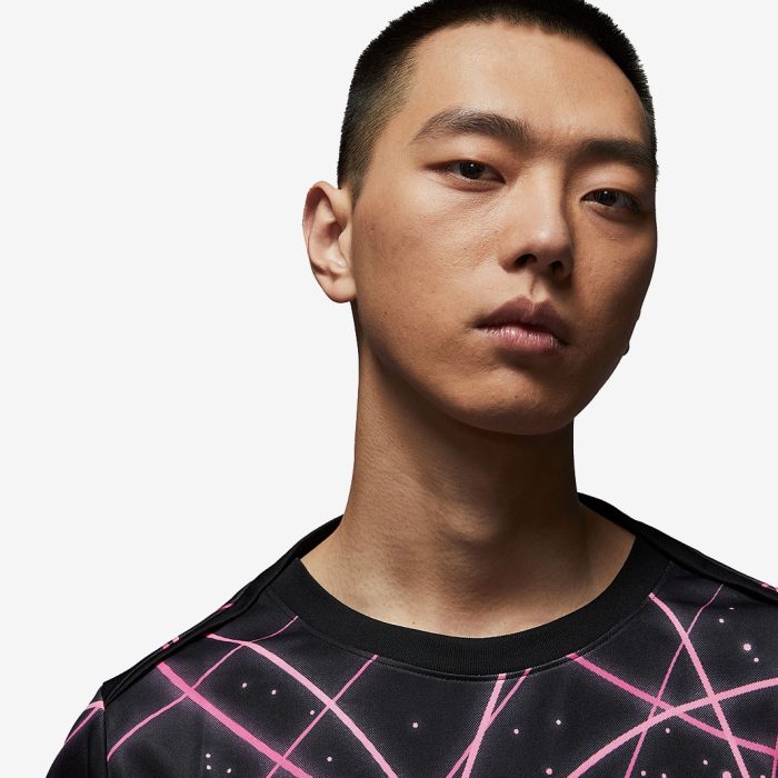 Paris Saint-Germain (PSG) 2025/26 Pre-Match Jersey – Fan Version - Image 2