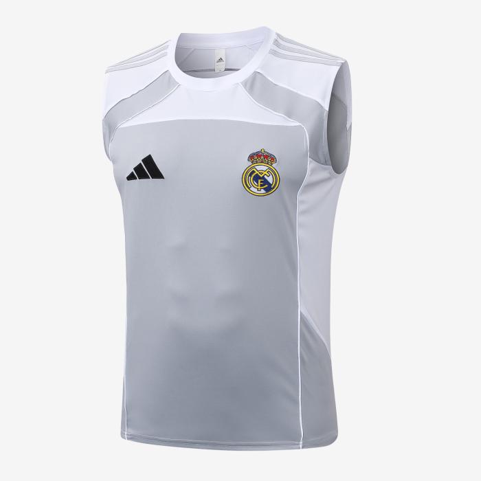 Real Madrid 2025/26 Kit Training - Image 2