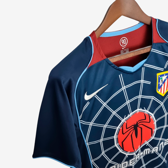 Atletico Madrid 2004/05 Away Jersey – Retro Version - Image 3