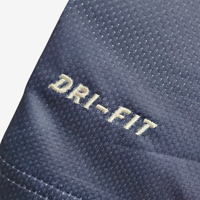 Paris Saint-Germain (PSG) 2013/14 Home Jersey – Retro Version - Image 3