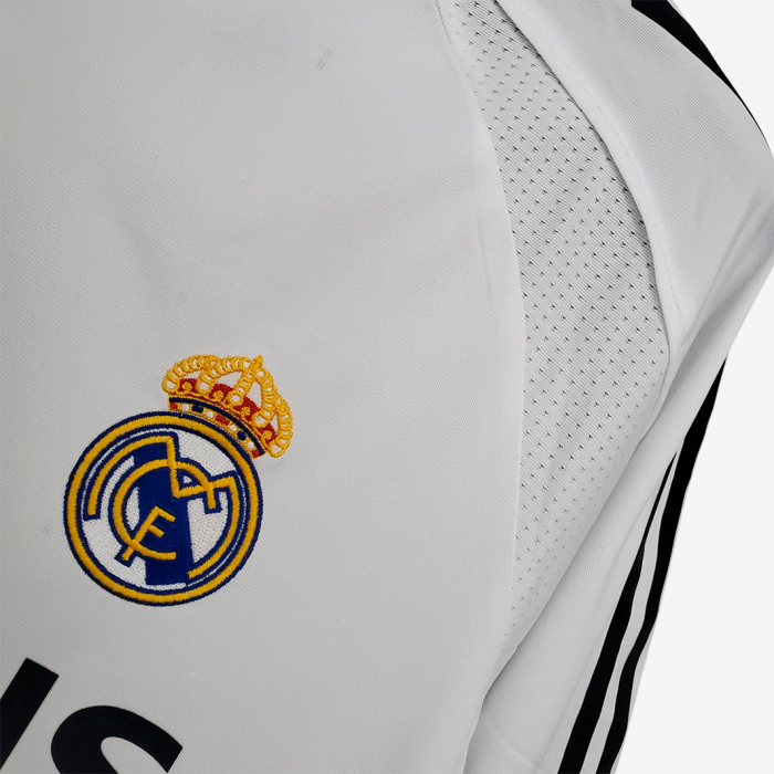 Real Madrid 2005/06 Home Jersey – Retro Version - Image 3