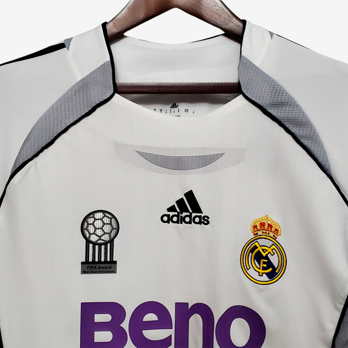 Real Madrid 2006/07 Home Jersey Long Sleeve - Retro Version - Image 4