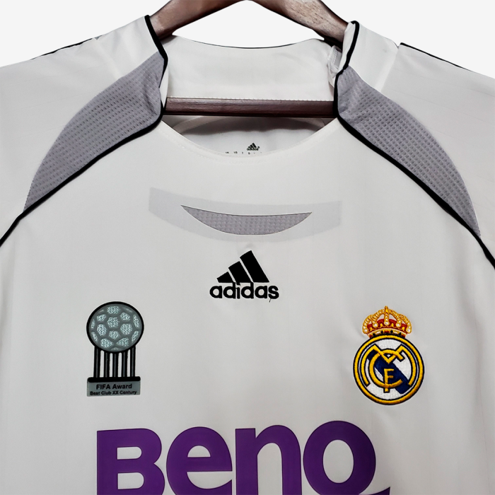 Real Madrid 2006/07 Home Jersey - Retro Version - Image 3
