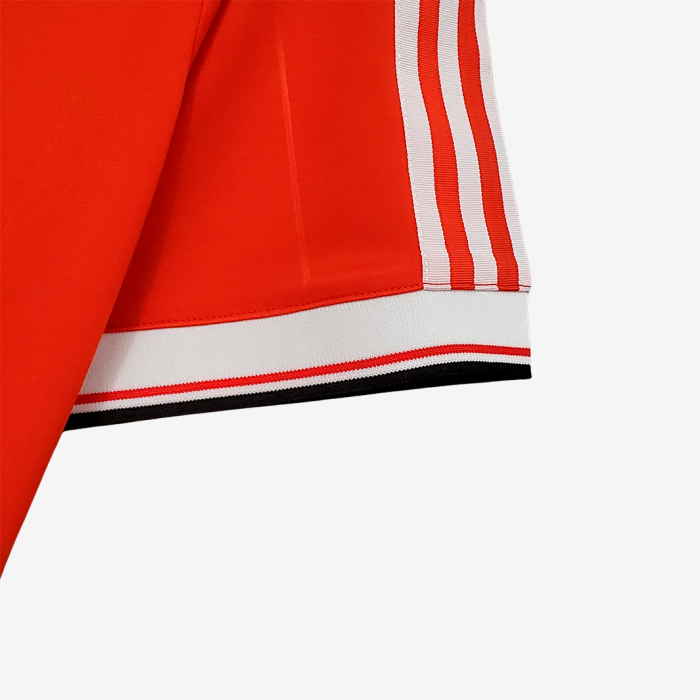 Manchester United 1983/84 Home Jersey - Retro Version - Image 7