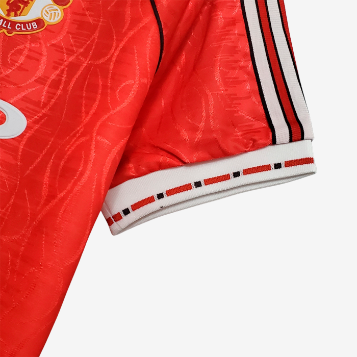 Manchester United 1990/92 Home Jersey - Retro Version - Image 4