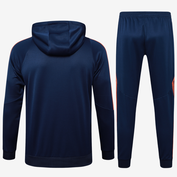 Manchester United 2024/25 Tracksuit - Image 2