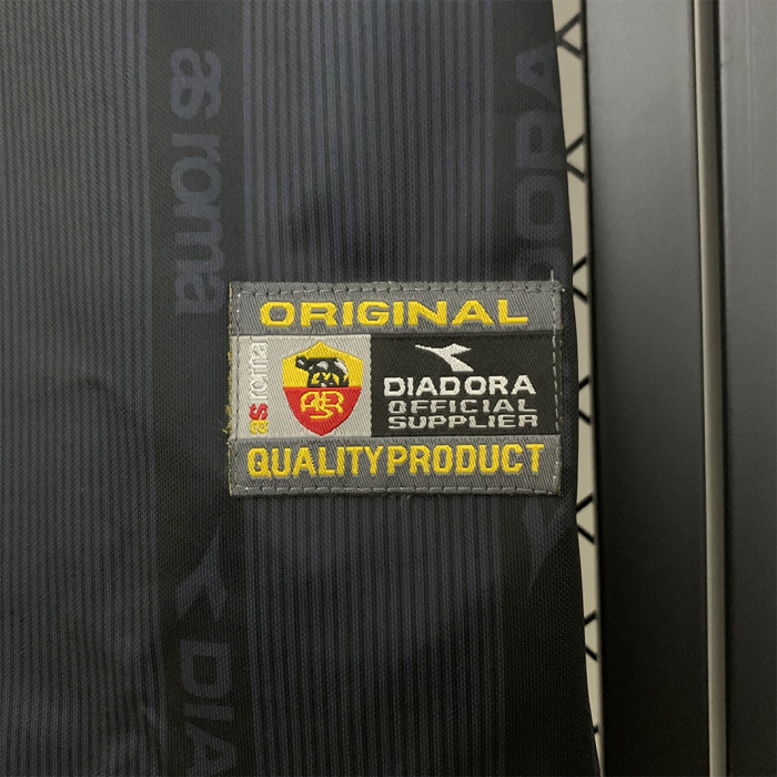 AS Roma 1999/00 Third Jersey - Retro Version - Image 4