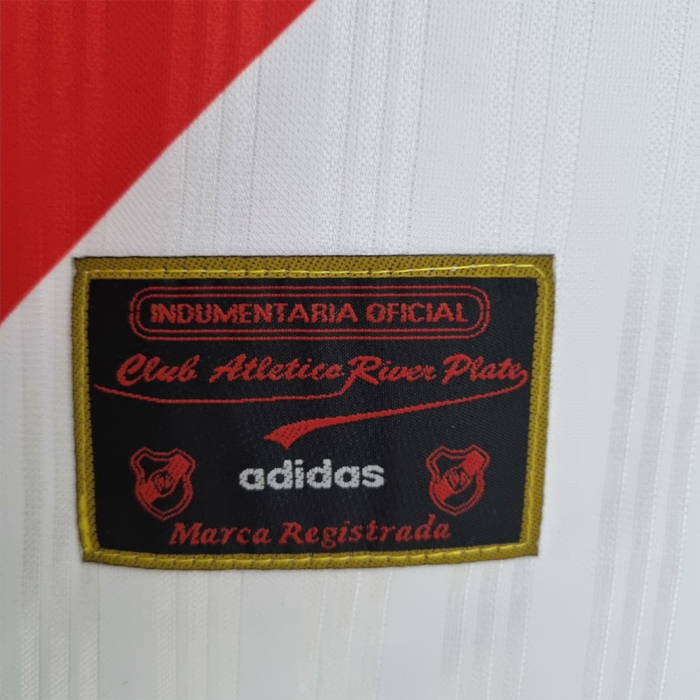 River Plate 1995/96 Home Jersey - Retro Version - Image 4