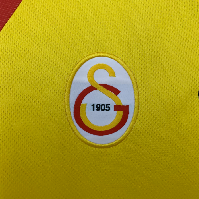 Galatasaray 1998/99 Home Jersey - Retro Version - Image 4