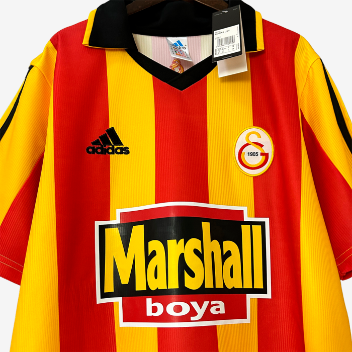 Galatasaray 1999/00 Home Jersey - Retro Version - Image 3