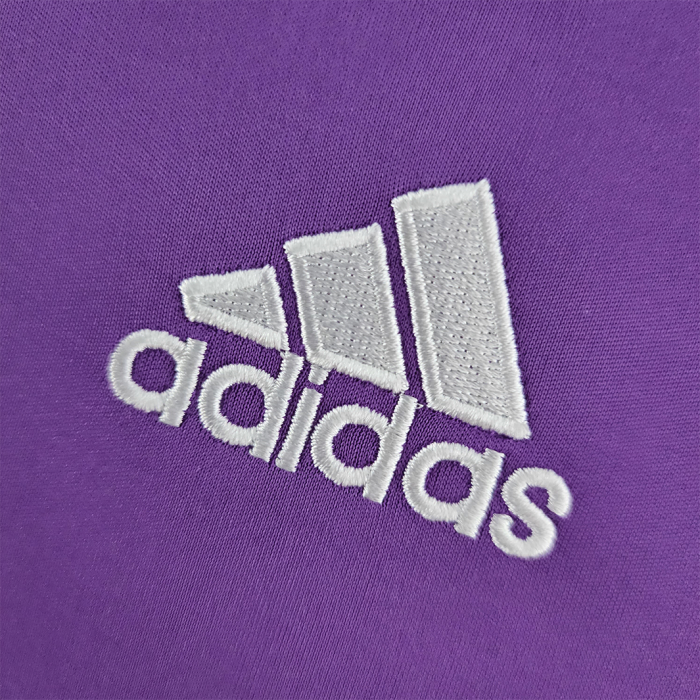 Real Madrid 2016/17 Away Jersey – Retro Version - Image 3