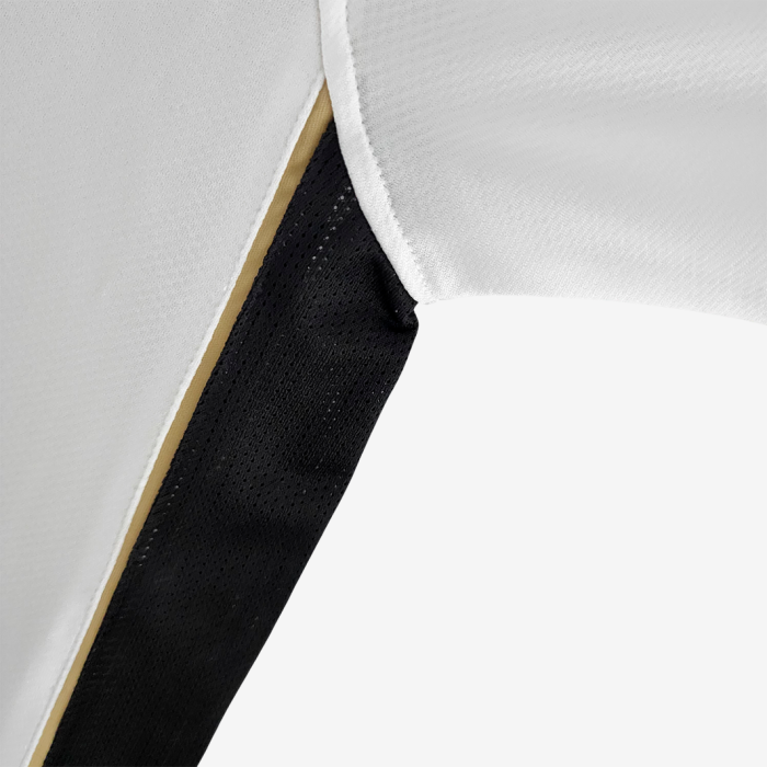 Manchester United 2006/07 Away Jersey – Retro Version - Image 3