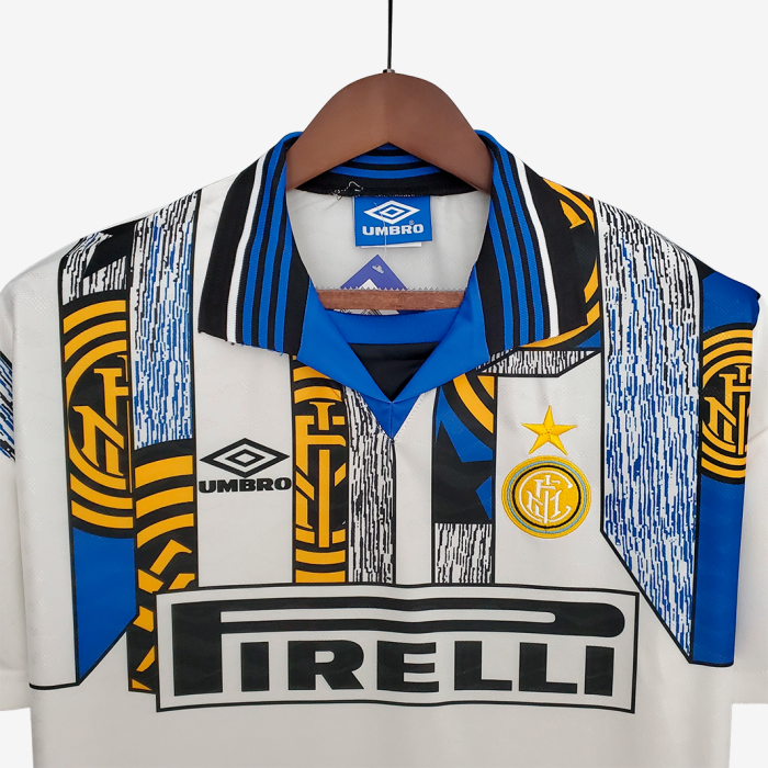 Inter Milan 1996/97 Away Jersey – Retro Version - Image 5
