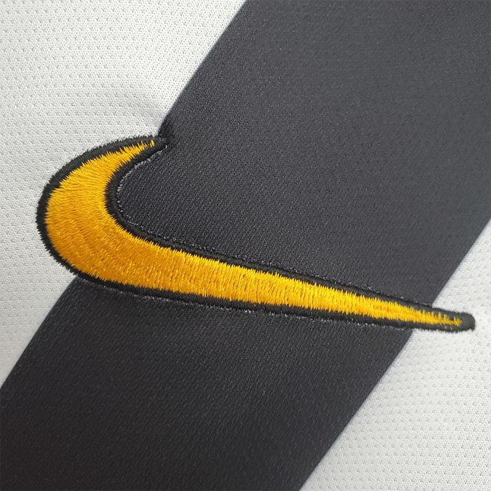 Juventus 2014/15 Home Jersey – Retro Version - Image 3