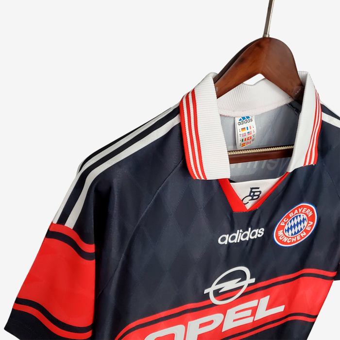 Bayern Munich 1997/99 Home Jersey – Retro Version - Image 4