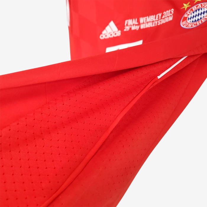 Bayern Munich 2013/14 Home Jersey Long Sleeve – Retro Version - Image 4
