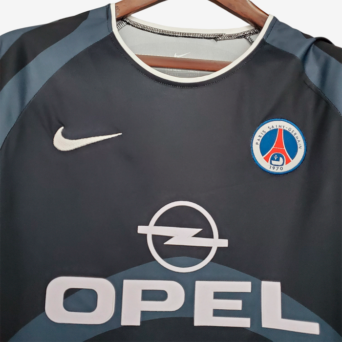 Paris Saint-Germain (PSG) 2001/02 Third Jersey – Retro Version - Image 4