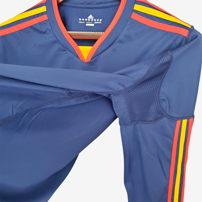 Spain 2010 Away Jersey Long Sleeve – Retro Version - Image 4