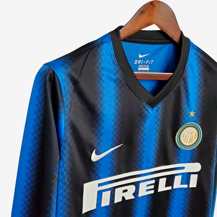 Inter Milan 2010/11 Home Jersey Long Sleeve - Retro Version - Image 5