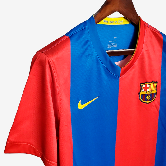 Barcelona 2006/07 Home Jersey - Retro Version - Image 5
