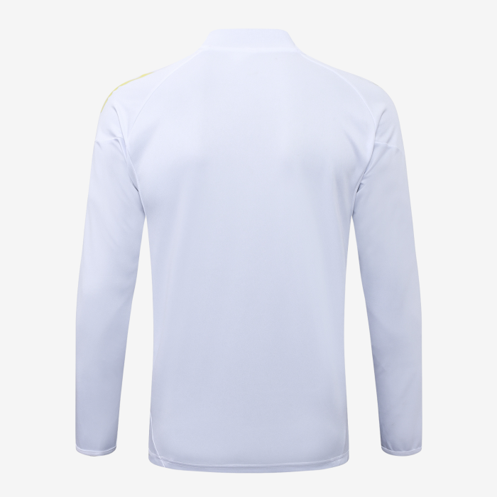 Juventus 2025/26 Tracksuit - Image 3