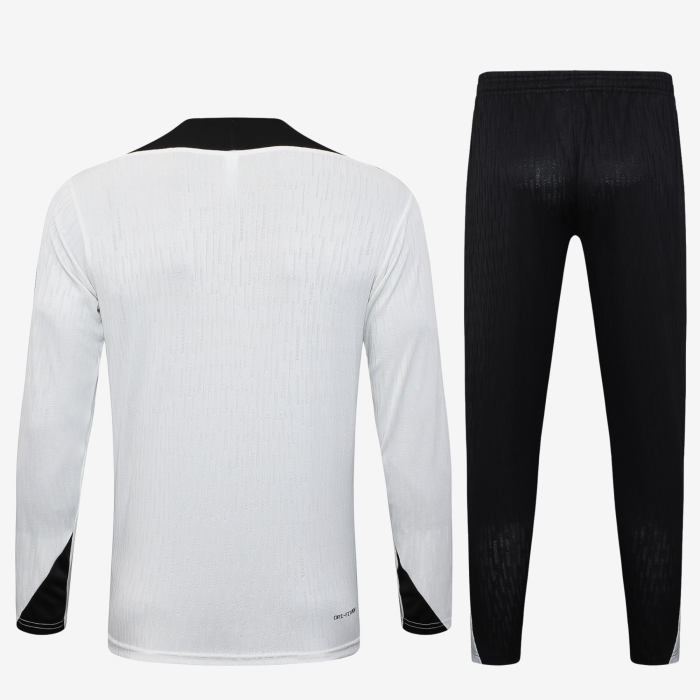 Liverpool 2025/26 Tracksuit - Image 4