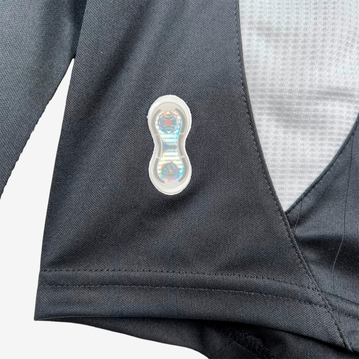 Real Madrid 2006/07 Away Jersey Long Sleeve – Retro Version - Image 5