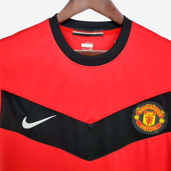 Manchester United 2009/10 Home Jersey - Retro Version - Image 9
