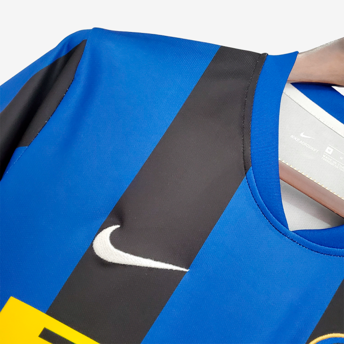 Inter Milan 2008/09 Home Jersey - Retro Version - Image 8
