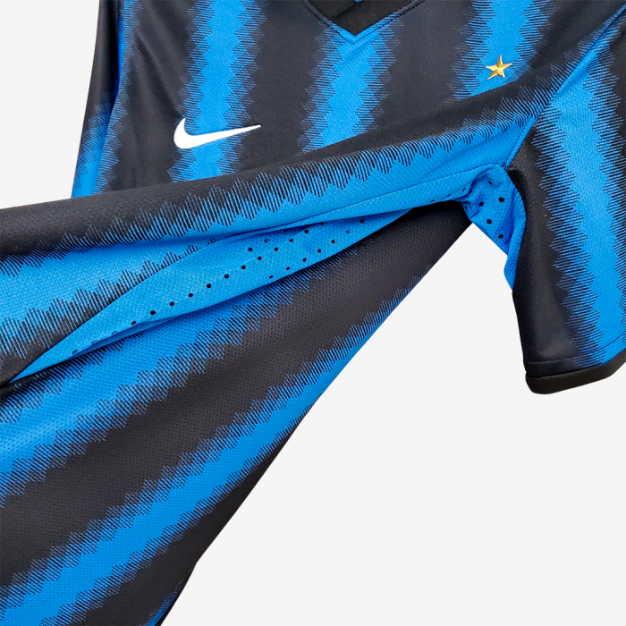 Inter Milan 2010/11 Home Jersey - Retro Version - Image 6