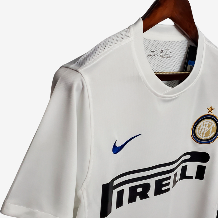 Inter Milan 2010/11 Away Jersey - Retro Version - Image 6