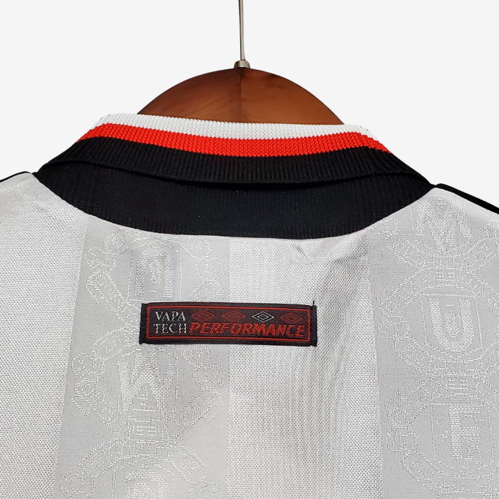 Manchester United 1997/98 Away Jersey - Retro Version - Image 7