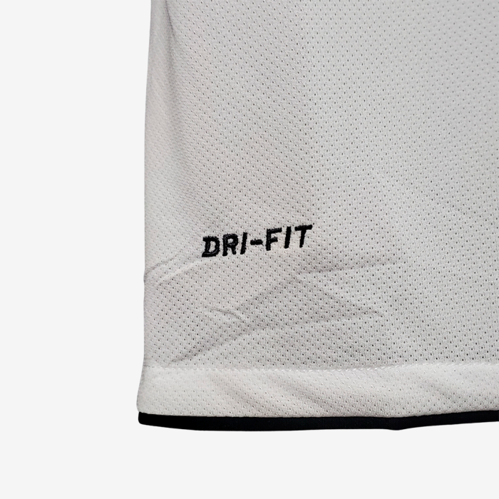 Manchester United 2010/11 Away Jersey UCL - Retro Version - Image 10