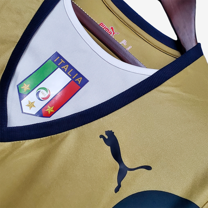 Italy 2006 Goalkeeper Jersey - Retro Version - Image 7