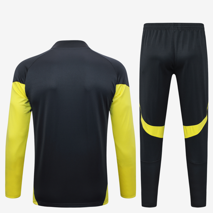 Real Madrid 2025/26 Tracksuit - Image 8