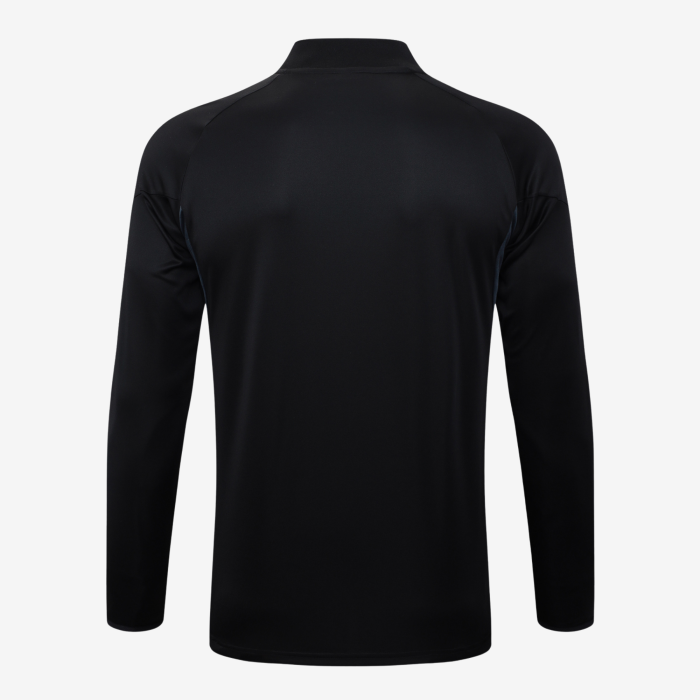 Juventus 2025/26 Tracksuit - Image 5