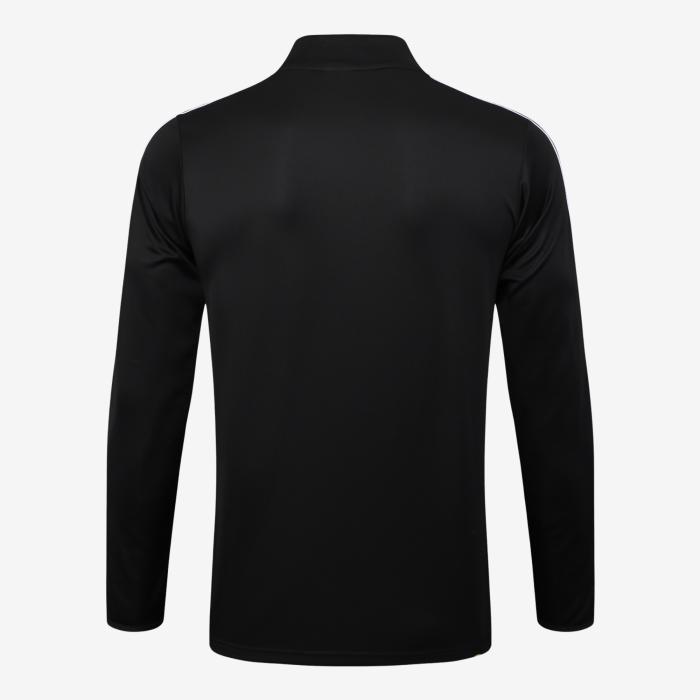 Manchester United 2025/26 Tracksuit - Image 3