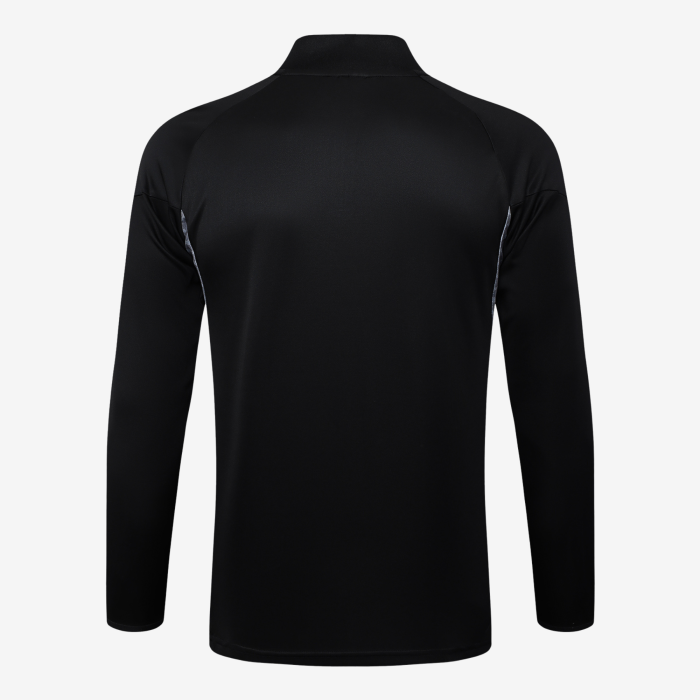 Real Madrid 2025/26 Tracksuit - Image 3