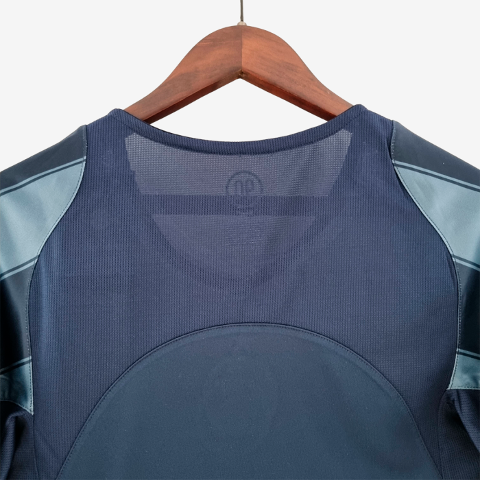 Inter Milan 2004/05 Third Jersey – Retro Version - Image 5