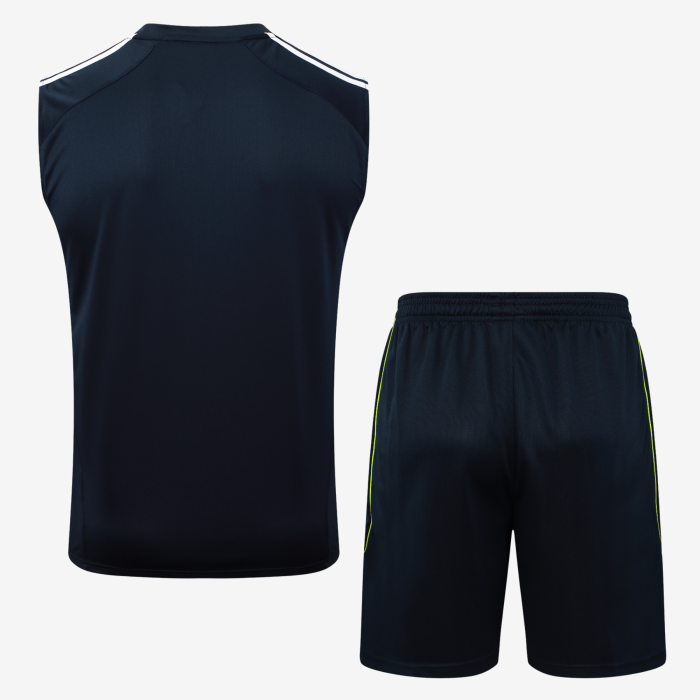 Real Madrid 2025/26 Kit Training - Image 4